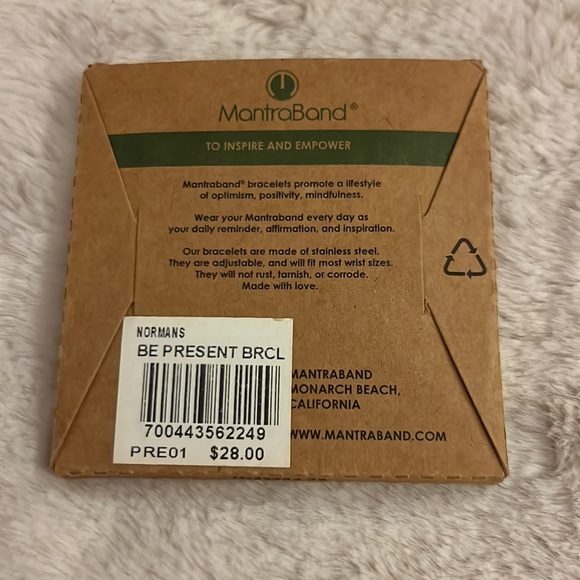 Mantra Band - silver bracelet - “Be Present” - Picture 4 of 4